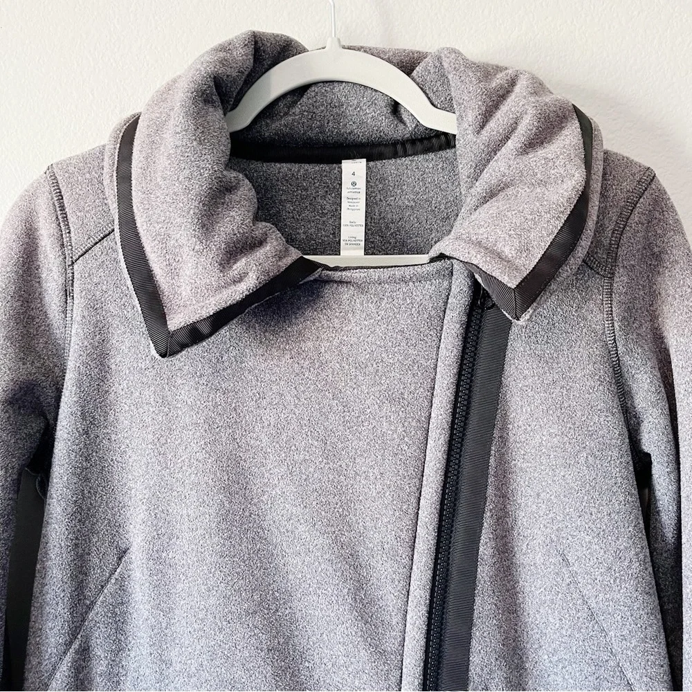 Lululemon Fleece Moto Jacket Black/Ambient Grey/Black Size 4 Full Zip